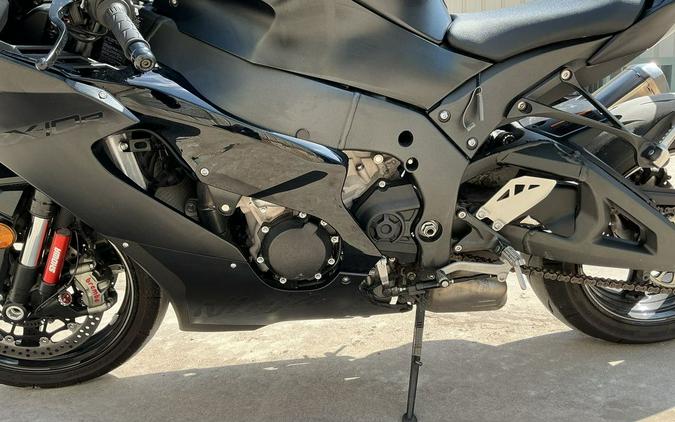 2024 Kawasaki Ninja® ZX™-10R Base