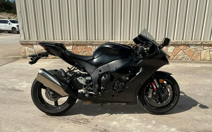 2024 Kawasaki Ninja® ZX™-10R Base