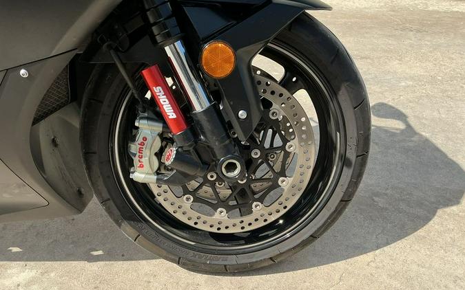 2024 Kawasaki Ninja® ZX™-10R Base