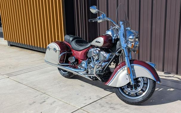 2025 Indian Motorcycle® Springfield® Black Metallic/Heavy Metallic