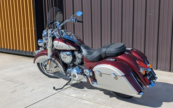 2025 Indian Motorcycle® Springfield® Black Metallic/Heavy Metallic