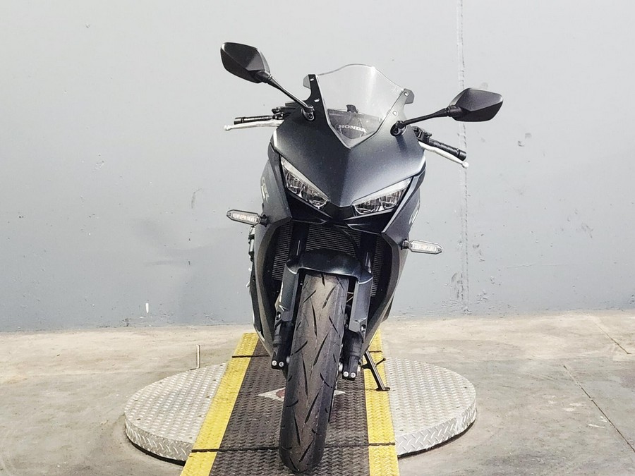 2026 Honda CBR650R E-Clutch