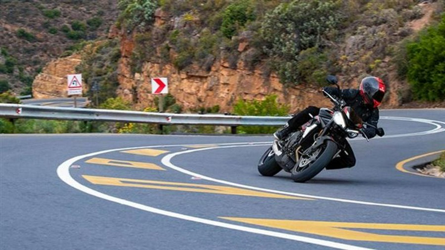 2020 Triumph Street Triple R Sapphire Black