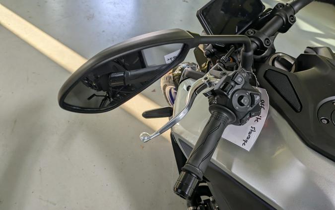 2025 Yamaha MT-09 SP