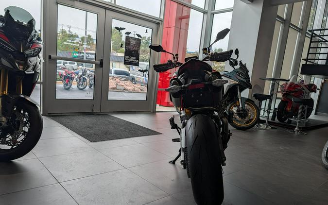 2027 Ducati Hypermotard SP V2