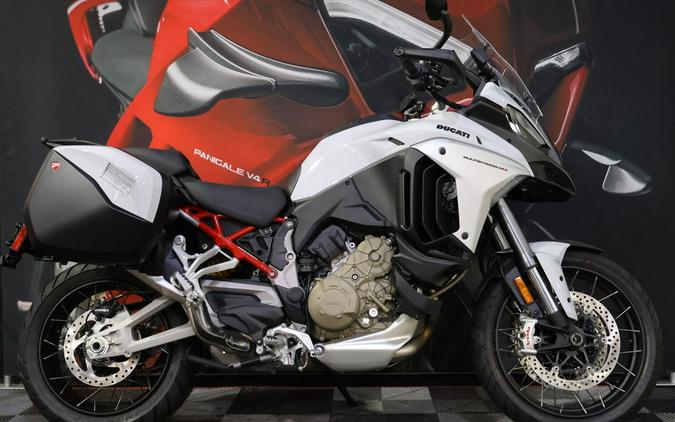 2024 Ducati Multistrada V4 S Travel & Radar Iceberg White