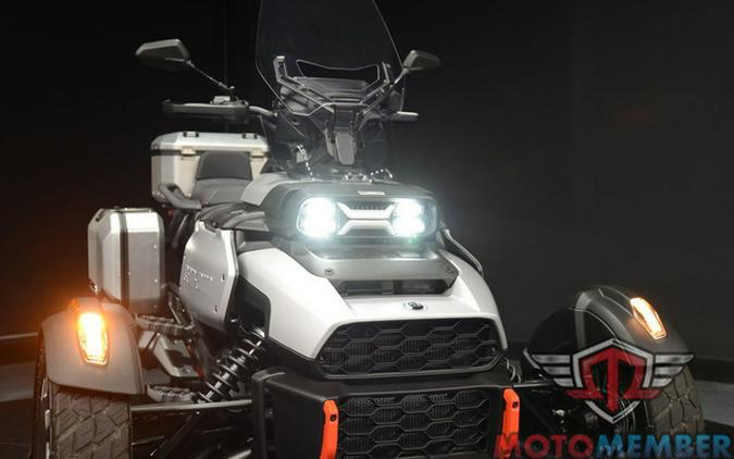 2025 Can-Am Canyon? XT
