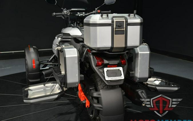 2025 Can-Am Canyon? XT