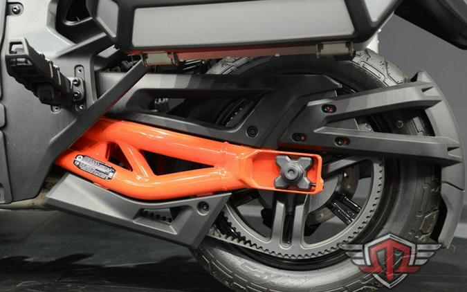 2025 Can-Am Canyon? XT