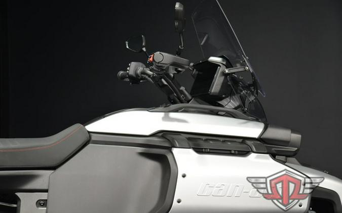 2025 Can-Am Canyon? XT