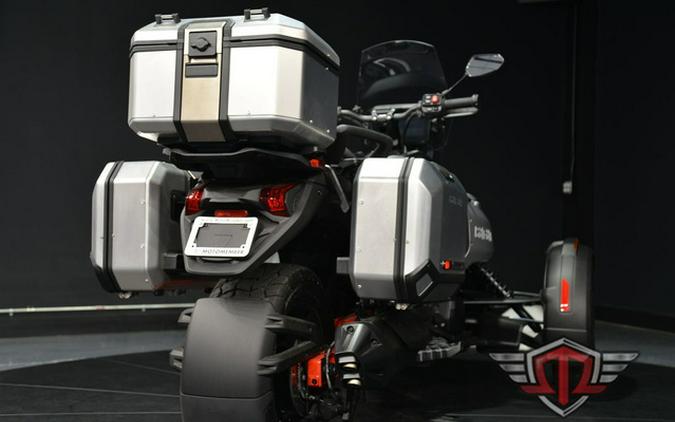 2025 Can-Am Canyon? XT