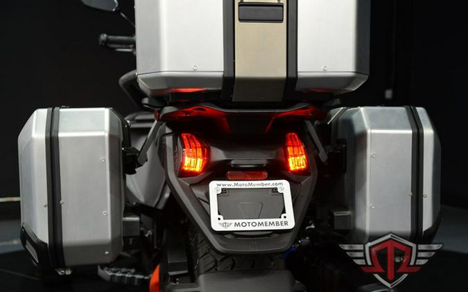 2025 Can-Am Canyon? XT