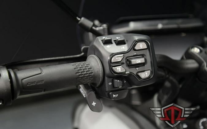 2025 Can-Am Canyon? XT