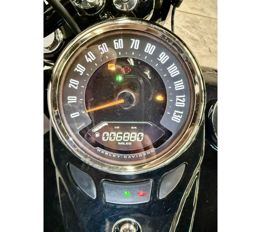 2024 Harley-Davidson® FLHCS - Heritage Classic