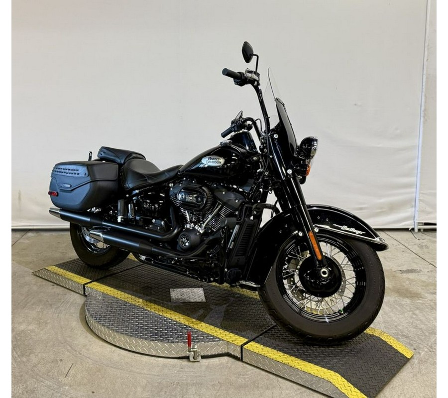 2024 Harley-Davidson® FLHCS - Heritage Classic