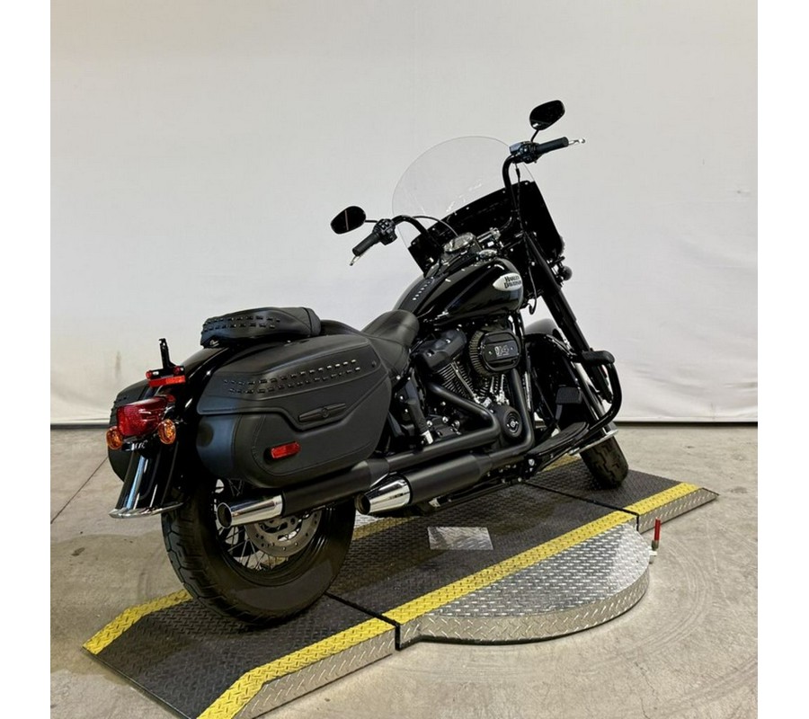 2024 Harley-Davidson® FLHCS - Heritage Classic