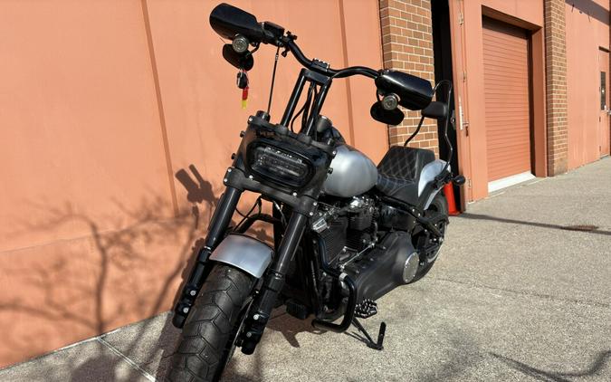 Harley-Davidson® Fat Bob® 114 Barracuda Silver Denim