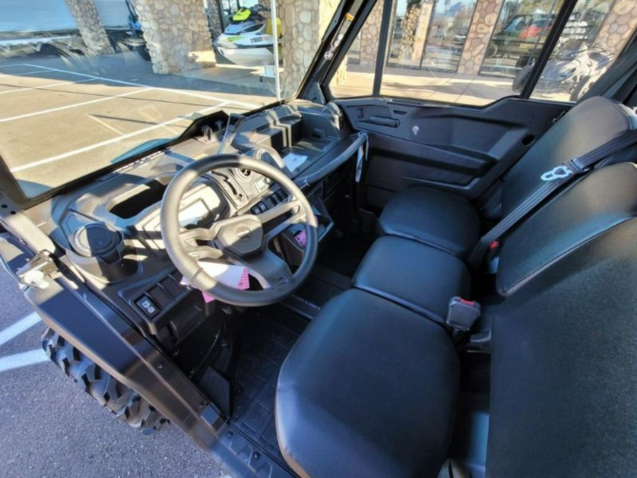 2026 Can-Am® Defender MAX DPS CAB HD10