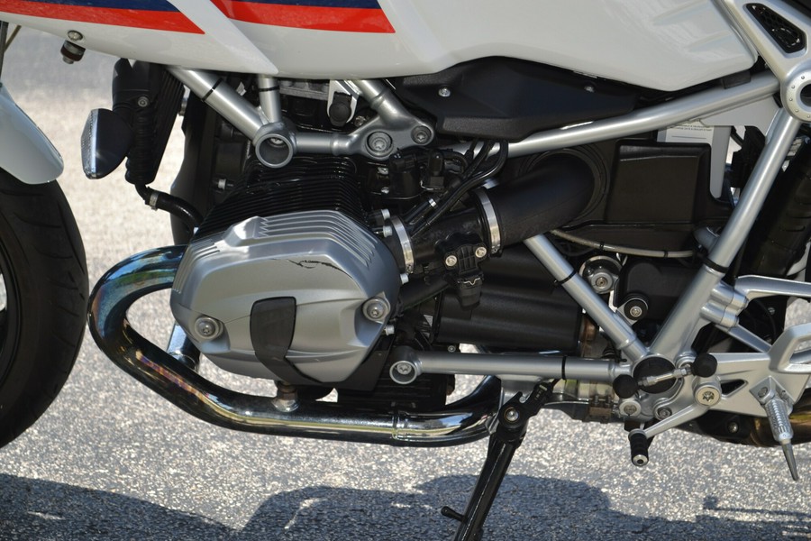 2017 BMW Motorrad R nineT Racer Light White