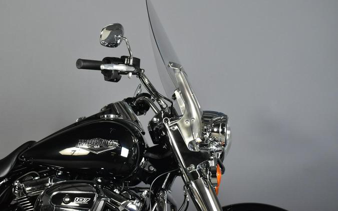 2017 Harley-Davidson Road King Vivid Black