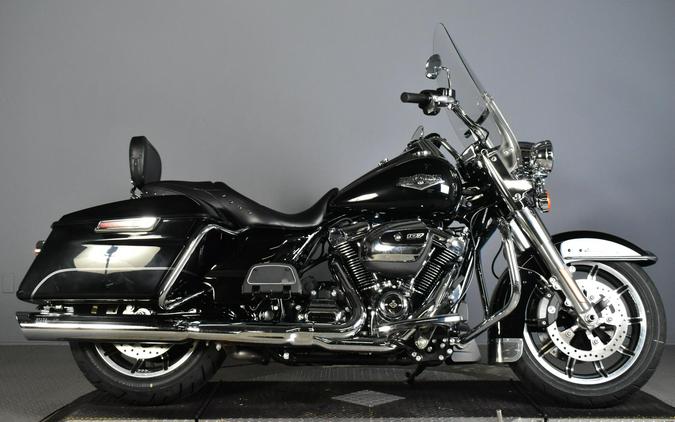 2017 Harley-Davidson Road King Vivid Black