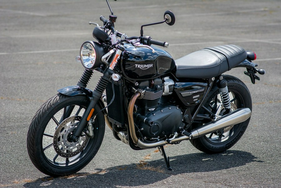 2022 Triumph Street Twin Jet Black