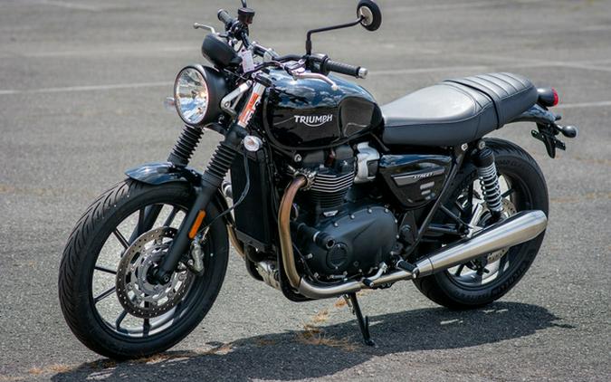 2022 Triumph Street Twin Jet Black