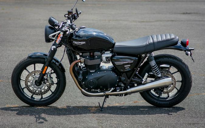 2022 Triumph Street Twin Jet Black