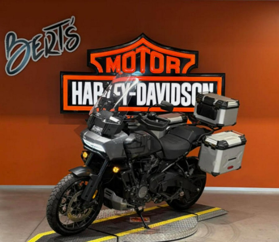 2022 Harley-Davidson® RA1250S - Pan America™ 1250 Special