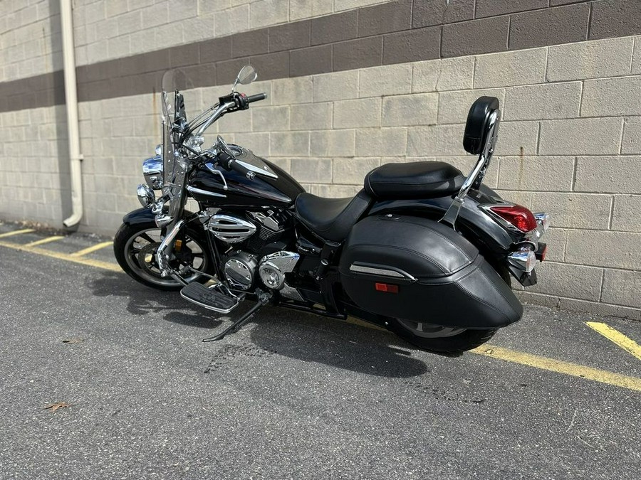2013 Yamaha V Star® 950 Tourer