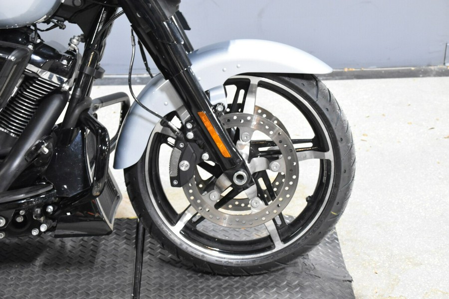 2024 Harley-Davidson Street Glide FLHX