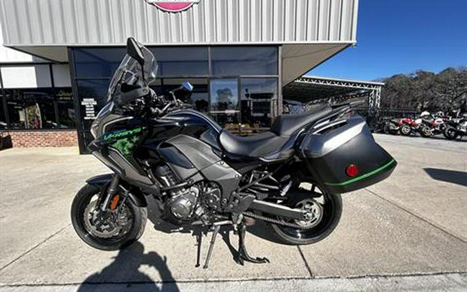 2022 Kawasaki Versys 1000 SE LT+