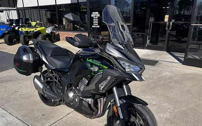 2022 Kawasaki Versys 1000 SE LT+