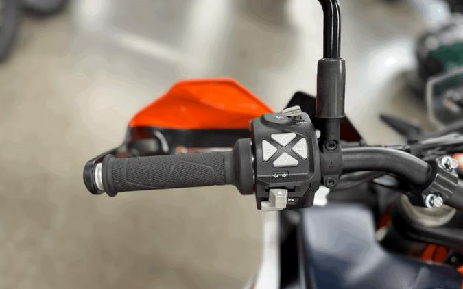 2026 KTM 890 Adventure R