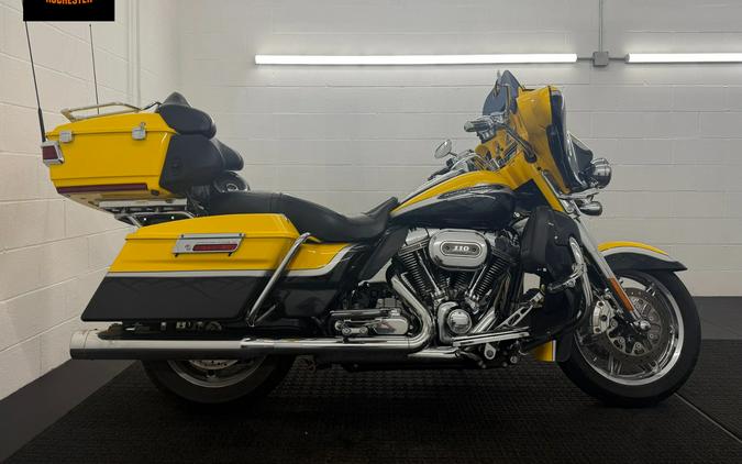 2012 Harley-Davidson CVO™ Ultra Classic® Electra Glide®