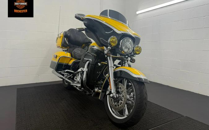 2012 Harley-Davidson CVO™ Ultra Classic® Electra Glide®
