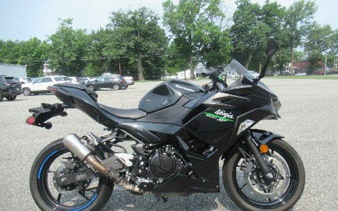 2024 Kawasaki Ninja 500 ABS