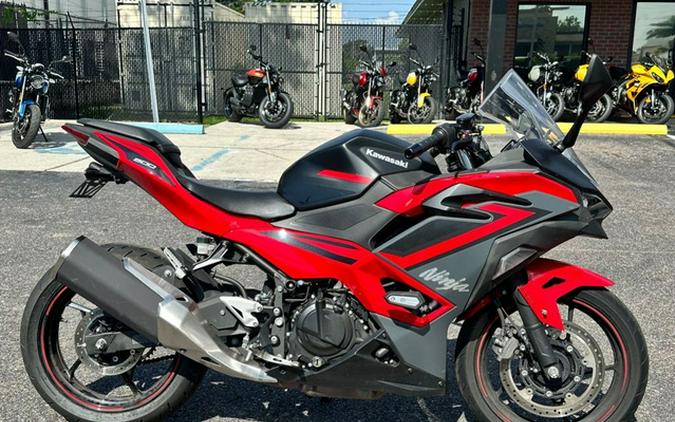 2025 Kawasaki Ninja 500 SE ABS