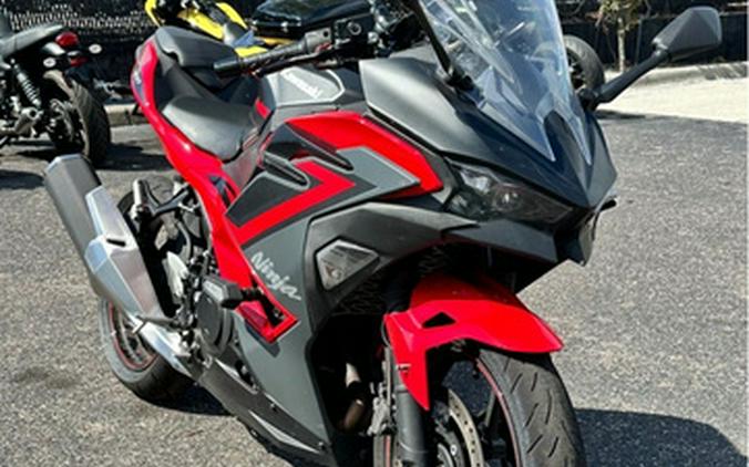 2025 Kawasaki Ninja 500 SE ABS