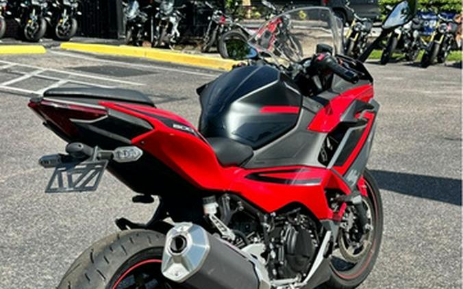 2025 Kawasaki Ninja 500 SE ABS