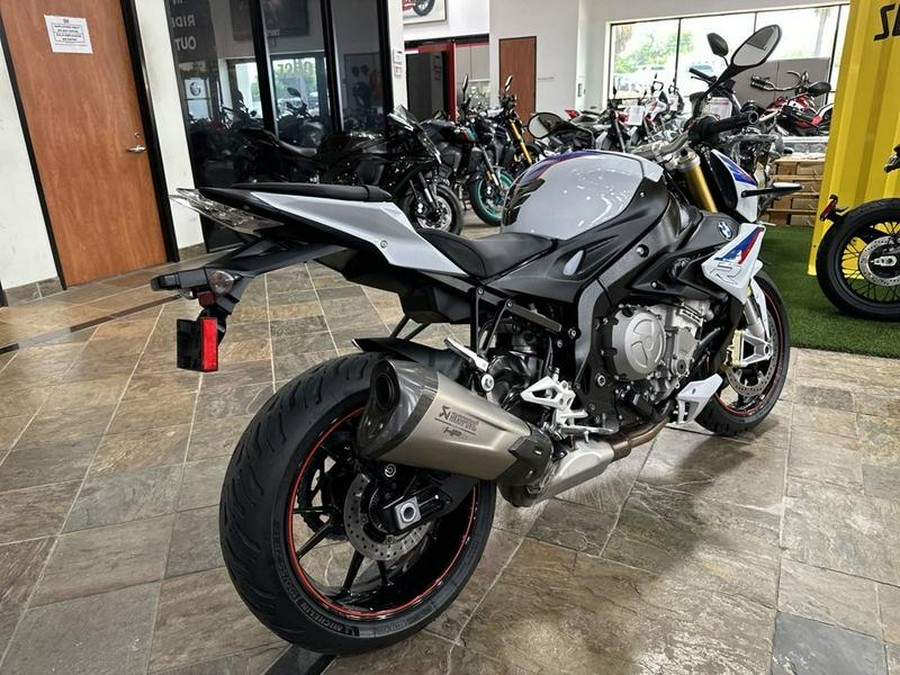 2019 BMW S 1000 R