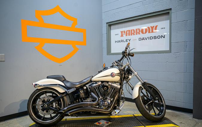 2014 Harley-Davidson Softail Breakout FXSB
