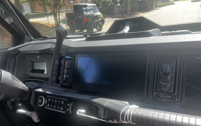 2026 Can-Am Defender MAX Limited HD11 Dark Wildland Camo