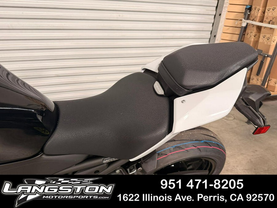 2026 Kawasaki Z900 ABS