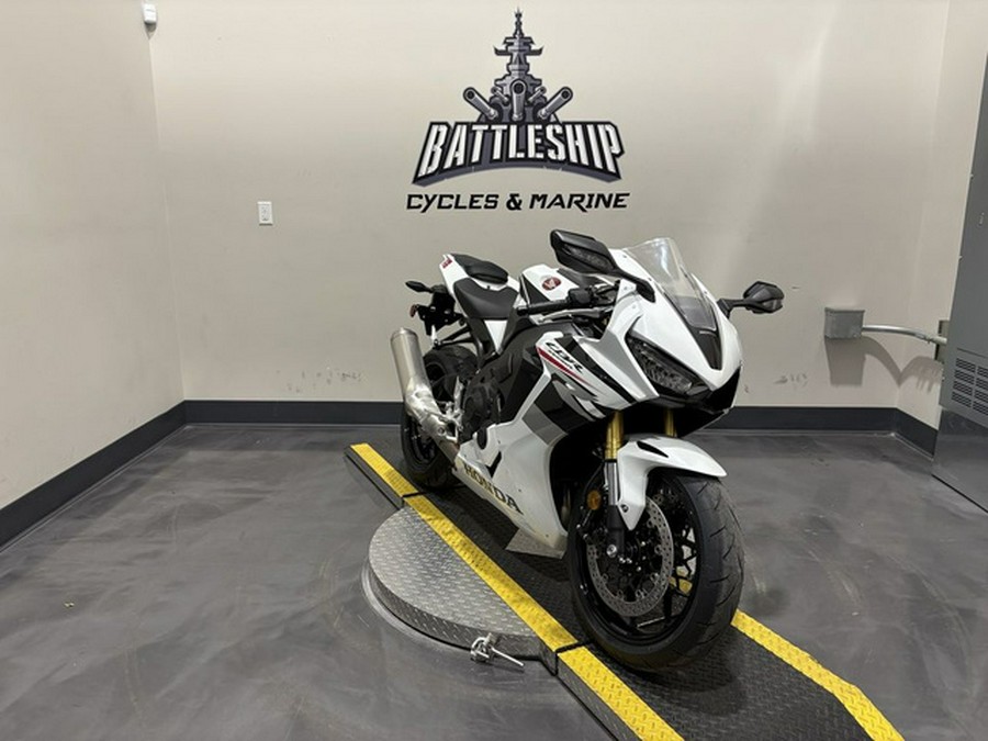 2027 Honda CBR1000RR ABS