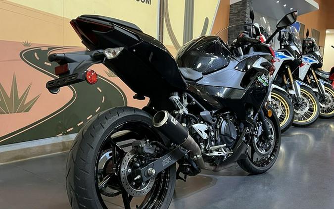 2024 Kawasaki Ninja 500 KRT Edition