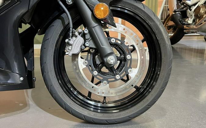 2024 Kawasaki Ninja 500 KRT Edition