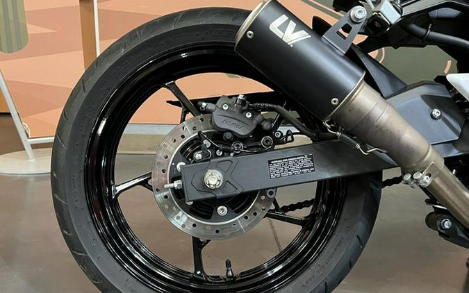 2024 Kawasaki Ninja 500 KRT Edition