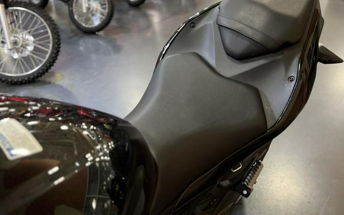 2024 Kawasaki Ninja 500 KRT Edition