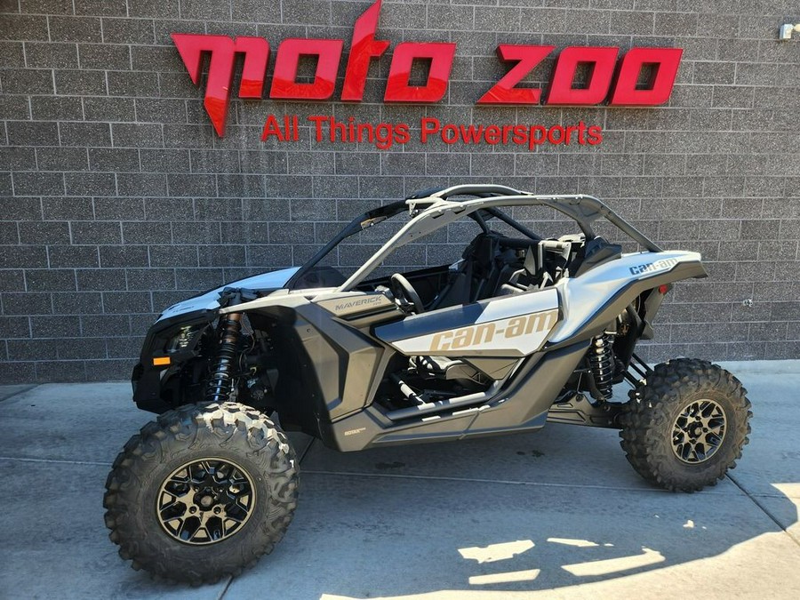 2024 Can-Am® Maverick X3 RS Turbo Catalyst Gray